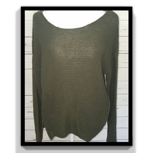 Zenana Outfitters Scoop Neck Sweater Olive size M